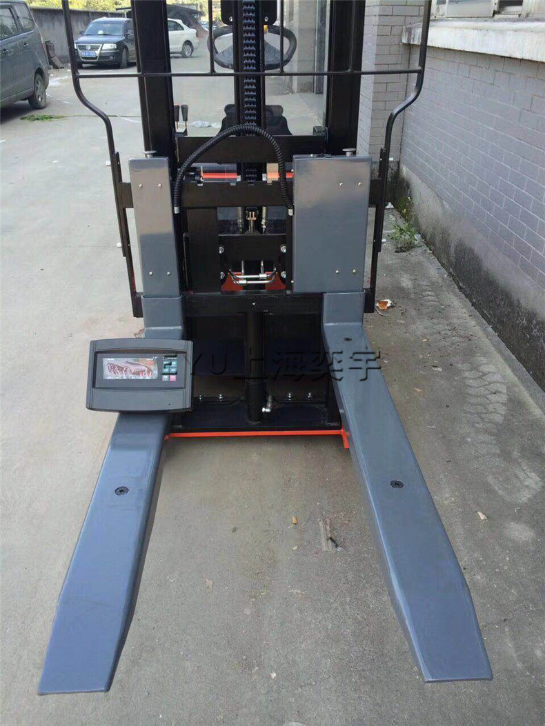 電動(dòng)堆高車(chē)改裝稱(chēng)重